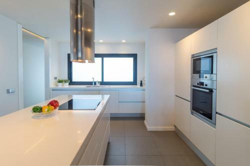 Extra Luxurious Apartment On The Beachfront