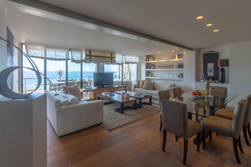 Extra Luxurious Apartment On The Beachfront