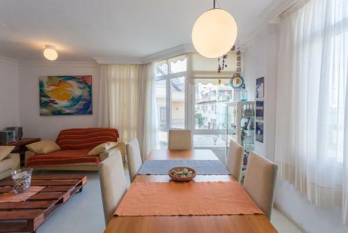 Comfortable Apartment In Salinetas Beach.