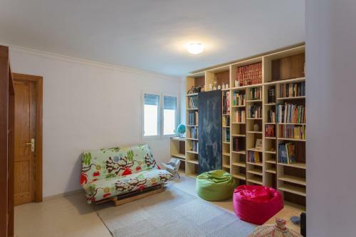 Comfortable Apartment In Salinetas Beach.