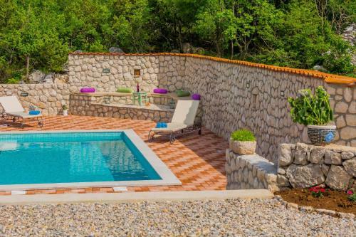 Villa Rusticale With Private Pool
