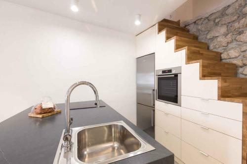 Apartment In Vrbnik/insel Krk 37191