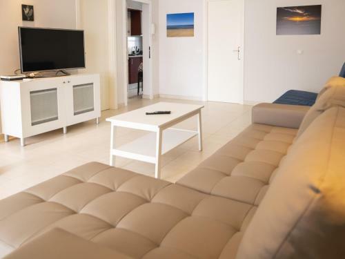 G G Spacious Bungalow In Maspalomas