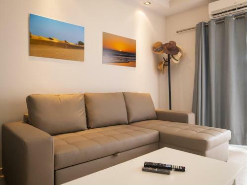 G G Spacious Bungalow In Maspalomas