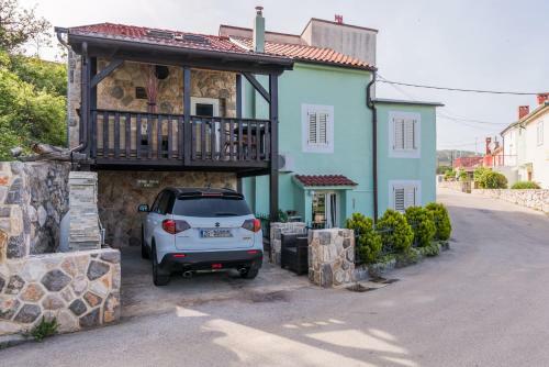 Apartamentos Stone House Knez