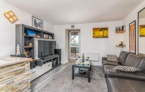 Apartamentos Stone House Knez