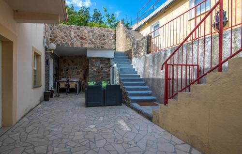 Apartamentos Stone House Knez