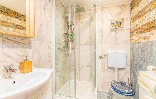 Apartamentos Stone House Knez