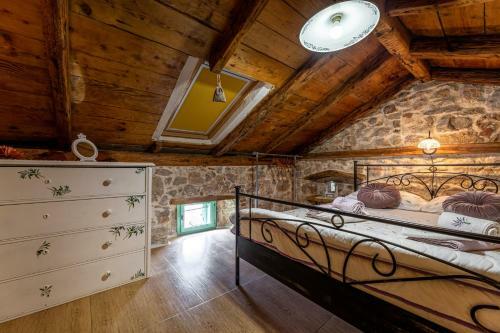 Parona Holiday Home