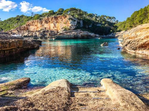 Cozy Villa In Cala Llombards, Mallorca