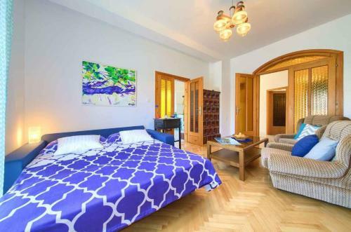 Apartment In Vrbnik/insel Krk 35995