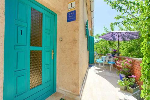 Apartment In Vrbnik/insel Krk 35995