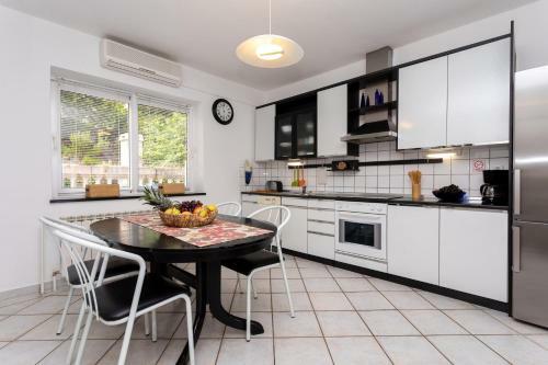Apartman Maris