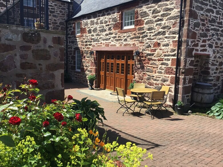 Mill Of Nethermill Holidays