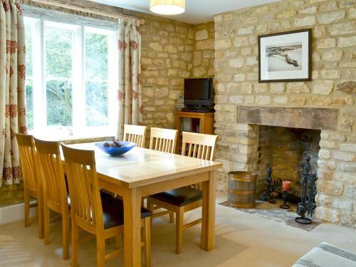 Gravel Cottage