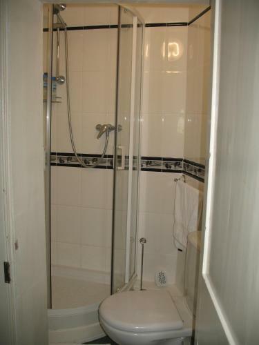 Rothmans B&B