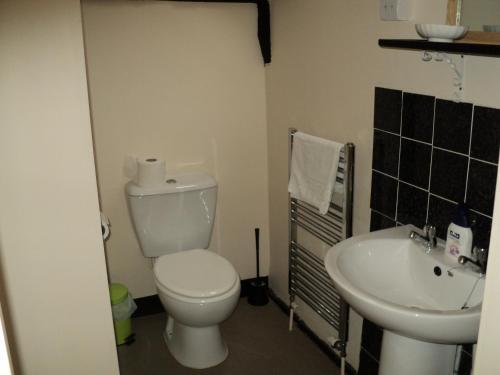 Hostal Cornerstone B&B