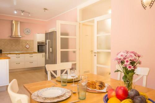 Pozo Izquierdo Holiday