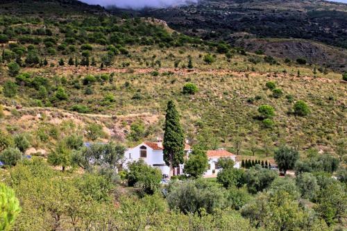 Hostal La Fuente Retreat - B&B