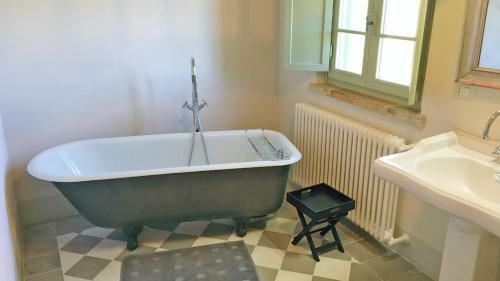 Villa Casale Ripi 8&2