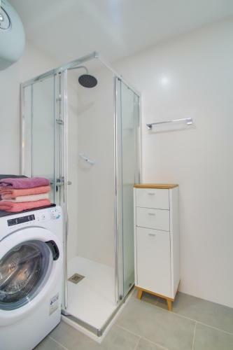 Neues 1 Schlafzimmer Apartment Mit Toller Aussicht