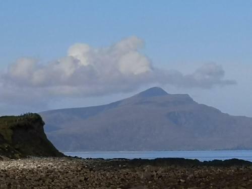 Beautiful Castle View House Tullaghanbawn