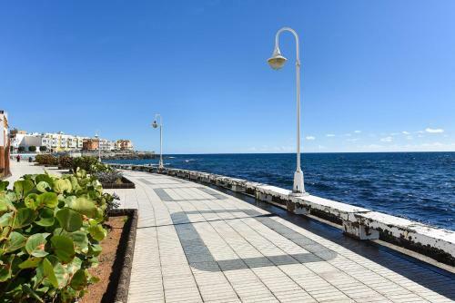Deluxe Apartment In Cruce De Arinaga