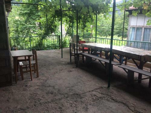Hostal Guesthouse Malkhazi