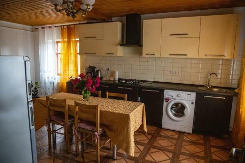 Hostal Casa Agricultorului Varzari