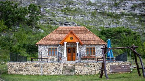 Hostal Casa Agricultorului Varzari