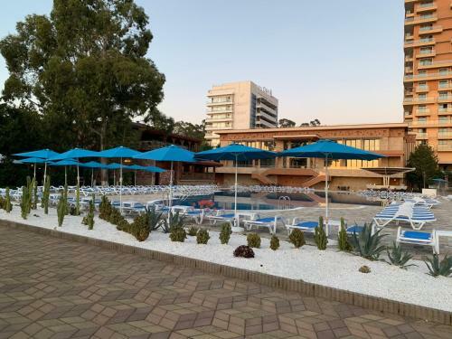 2 Bedroom Apartment In Oasis