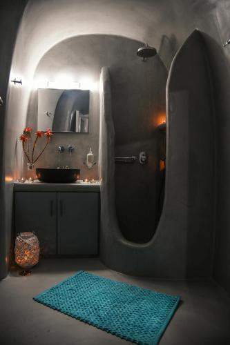 Villa Serenity Blue (cave House)