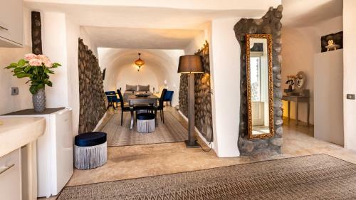 Apartamento Black Bay Caves Suites