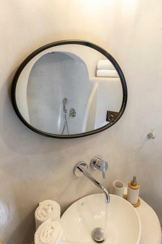 Apartamento Antron Cave House