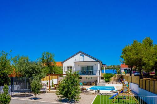 Villa R&b