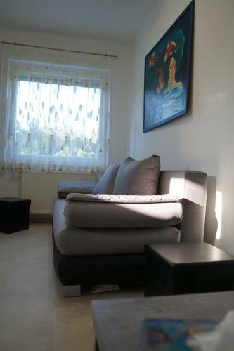 Hostal Lali Vend�gh�z