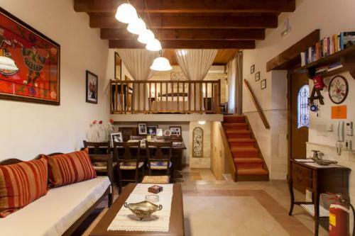 Apartamento Alfa's Home Maisonette