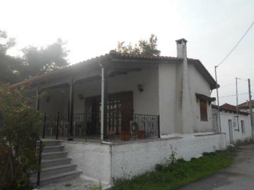 Villa Next To The Aliartos Gardens