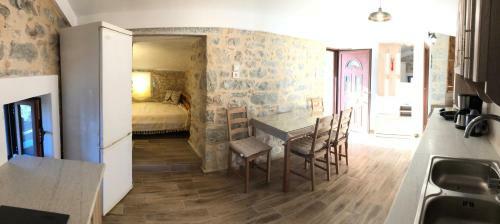 Apartamento Kamares Stone House 2
