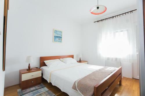 Apartment Ana