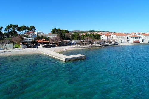 Apartamentos Heritage Residence In Center With Pool