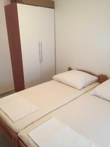 Apartmani Dora