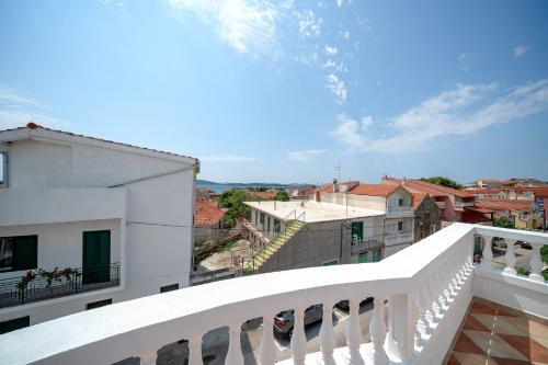 Apartments Lipic