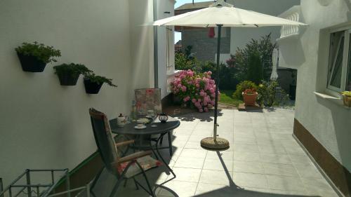 Apartments Lipic