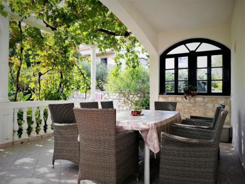 Apartments & Rooms Milena
