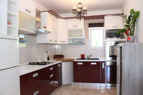 Apartments & Rooms Milena
