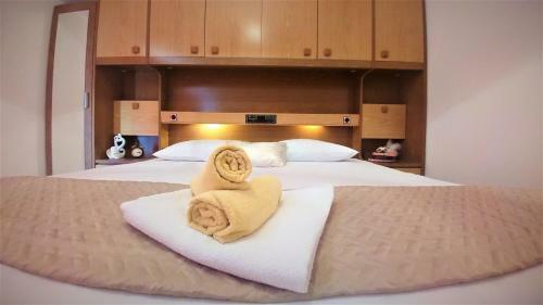 Apartments & Rooms Milena