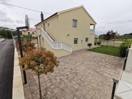 Apartments With A Parking Space Vodice - 16944