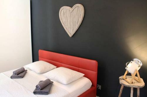 Happy Apartment