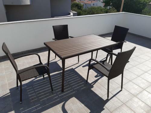 Apartmani Frano